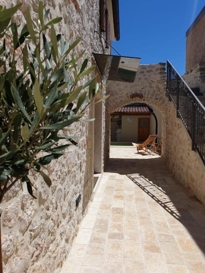 Villa Kameni Dvori 圣菲利普雅科夫 外观 照片